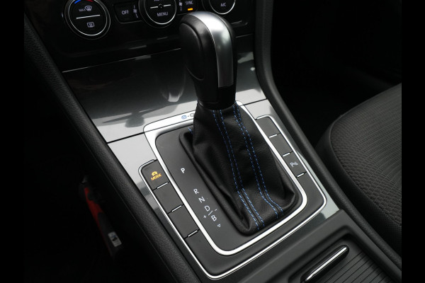 Volkswagen e-Golf E-DITION Acc Pdc Stoelverwarming Navigatie Carplay 127