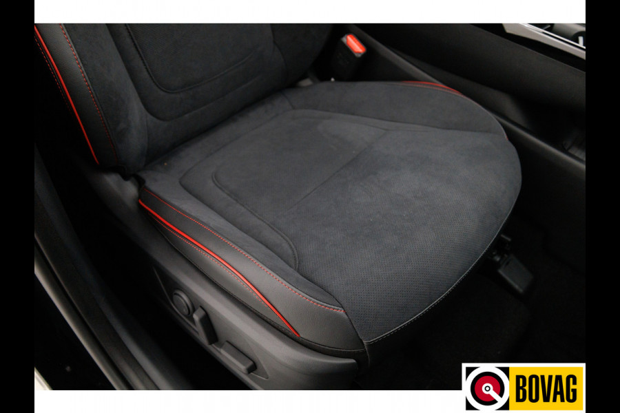 Hyundai Tucson 1.6 T-GDI PHEV N Line Sky 4WD 252 PK PHEV | Panoramadak | Leer/alcantara | HUD | 360 camera Adaptive cruise met fileassistent. Stoelverwarming/koeling, Electrische achterklep. Krell audio