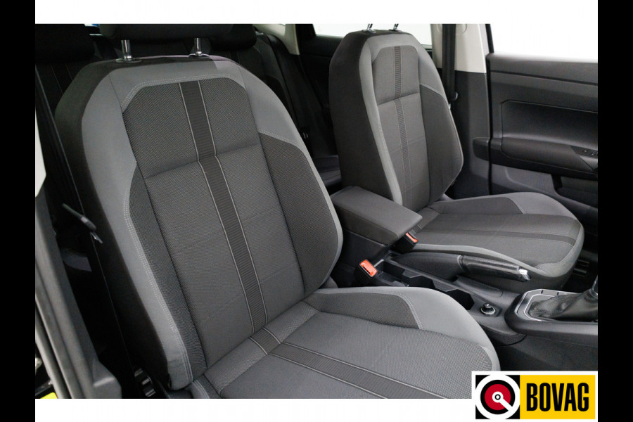 Volkswagen Polo 1.0 TSI Highline 116PK Adative Cruise | App-connect | Stoelverwarming Climate control, Privacy glas, PDC v+a