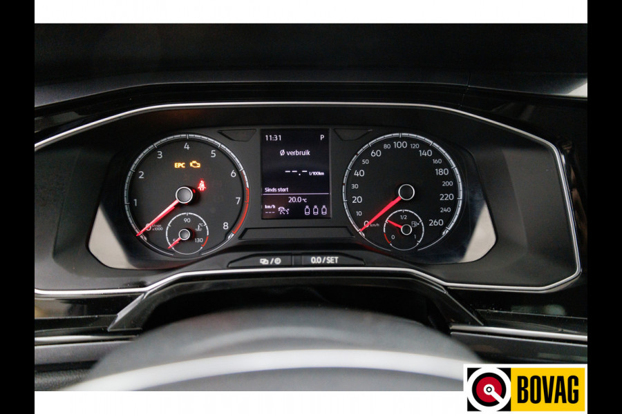 Volkswagen Polo 1.0 TSI Highline 116PK Adative Cruise | App-connect | Stoelverwarming Climate control, Privacy glas, PDC v+a