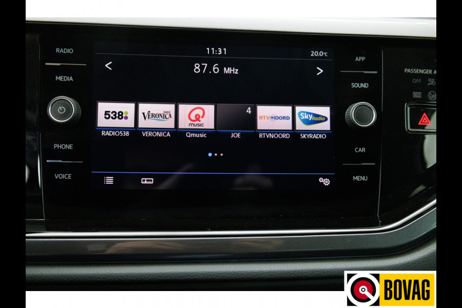 Volkswagen Polo 1.0 TSI Highline 116PK Adative Cruise | App-connect | Stoelverwarming Climate control, Privacy glas, PDC v+a