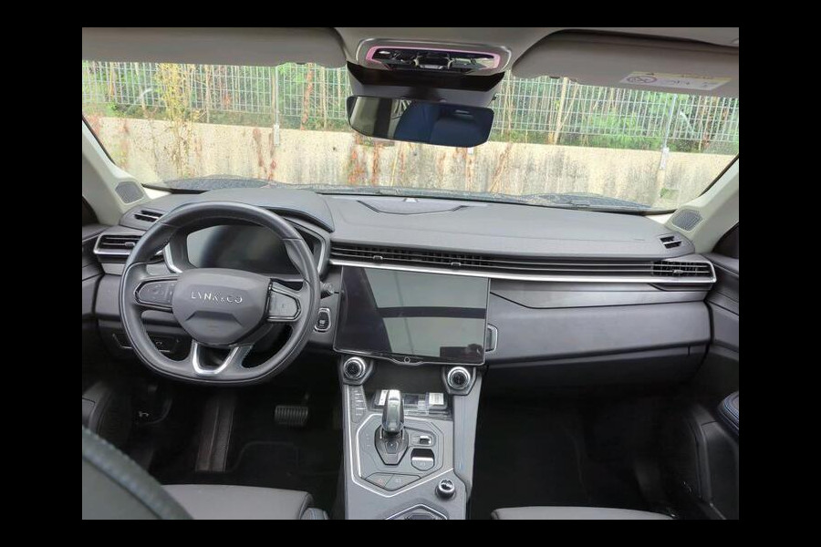 Lynk & Co 01 1.5 261 pk | PHEV | 360 Camera | Adaptieve Cruise | Elek. Achterklep | Panorama dak | Stoelverwarming | 1.800kg Trekgewicht