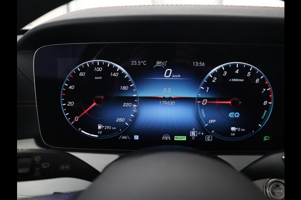 Mercedes-Benz E-Klasse 300e AMG | Panoramadak | Adaptive cruise | Nappaleder | 360 Camera | Matrix LED | Trekhaak | Burmester | Navigatie | Stoelverwarming | Park Assist | Sfeerverlichting | PHEV | Plug In