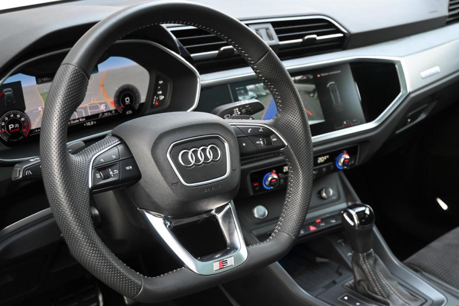 Audi Q3 45 TFSI Quattro S-Line Pano Sfeer B&O A.Cruise CAM LED '19