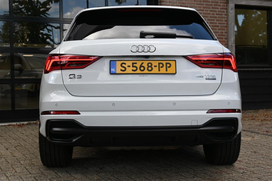 Audi Q3 45 TFSI Quattro S-Line Pano Sfeer B&O A.Cruise CAM LED '19