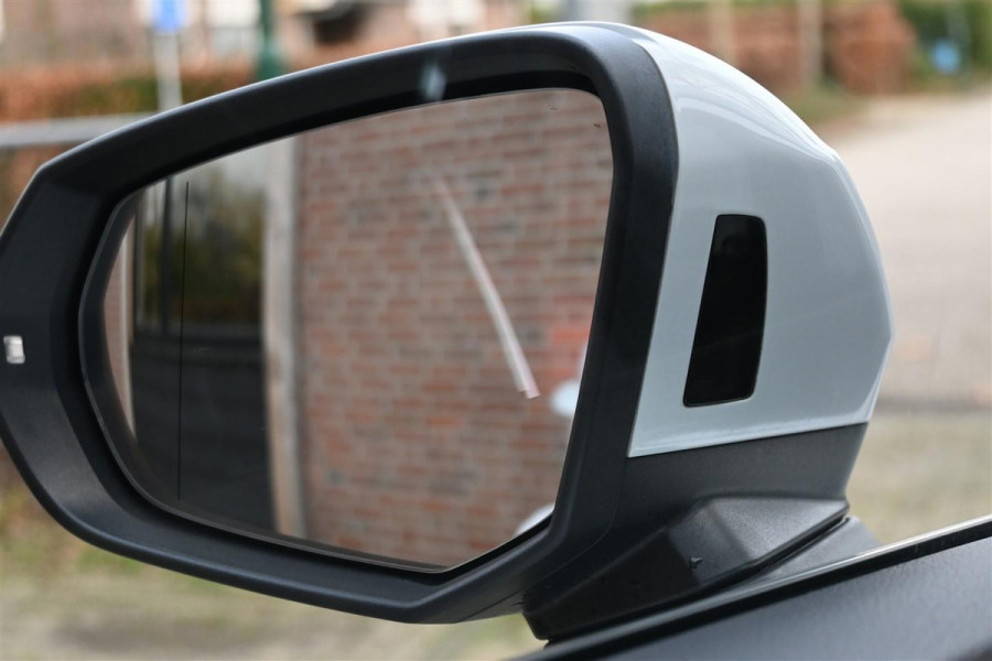 Audi Q3 45 TFSI Quattro S-Line Pano Sfeer B&O A.Cruise CAM LED '19