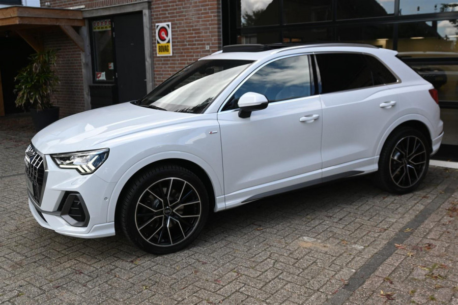 Audi Q3 45 TFSI Quattro S-Line Pano Sfeer B&O A.Cruise CAM LED '19