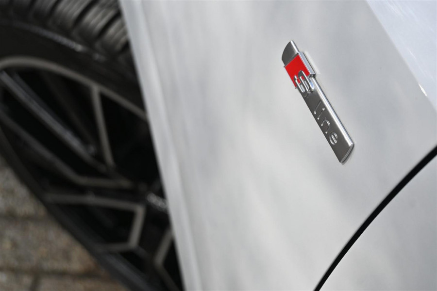 Audi Q3 45 TFSI Quattro S-Line Pano Sfeer B&O A.Cruise CAM LED '19