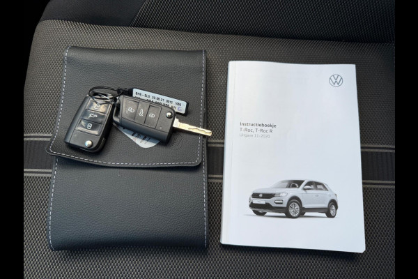 Volkswagen T-Roc 1.5 TSI automaat Style Business, NAP, 1e eigenaar, Trekhaak, VC, CarPlay