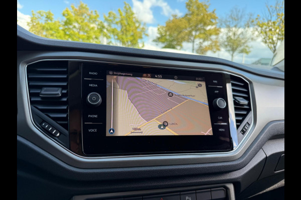 Volkswagen T-Roc 1.5 TSI automaat Style Business, NAP, 1e eigenaar, Trekhaak, VC, CarPlay