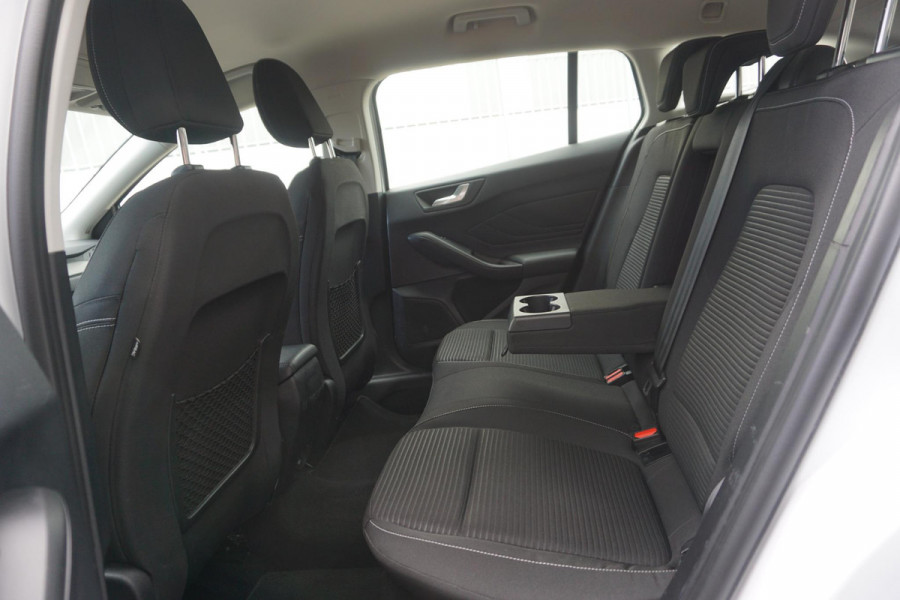 Ford FOCUS Wagon 1.0 EcoBoost 125PK Titanium Business/December 2019 /4-Seizoenbanden.