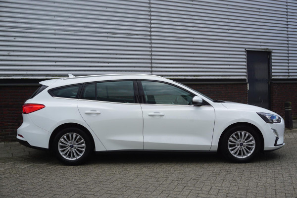 Ford FOCUS Wagon 1.0 EcoBoost 125PK Titanium Business/December 2019 /4-Seizoenbanden.