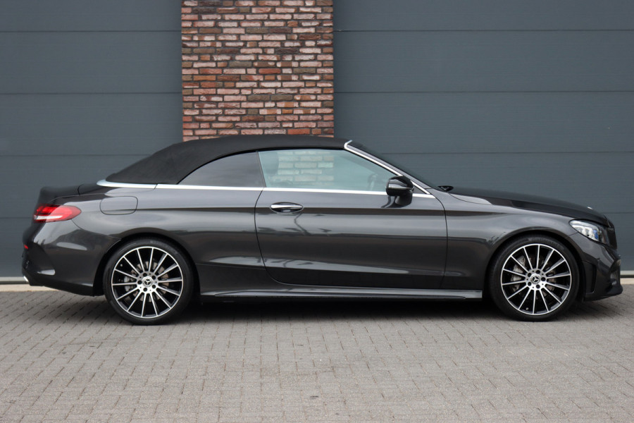 Mercedes-Benz C-Klasse Cabrio 220 d AMG Line | Airscarf | Burmester | Surround Camera | Leder | Keyless Go | Leder | Stoelverwarming | Dodehoekassistent | Apple Carplay/Android Auto |