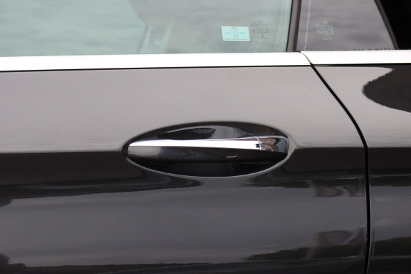 Mercedes-Benz C-Klasse Cabrio 220 d AMG Line | Airscarf | Burmester | Surround Camera | Leder | Keyless Go | Leder | Stoelverwarming | Dodehoekassistent | Apple Carplay/Android Auto |