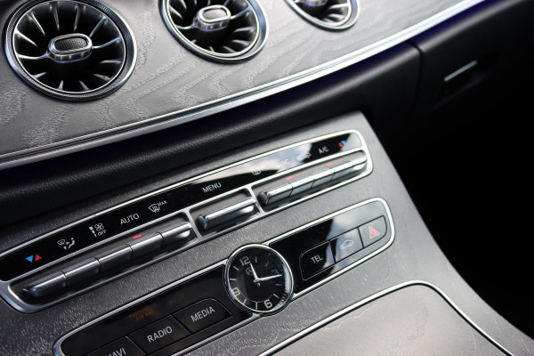 Mercedes-Benz CLS-Klasse 350 d 4MATIC Premium+ | Airmatic | Distronic+ | Schuifdak | Surround Camera | Burmester | Memory | Trekhaak |
