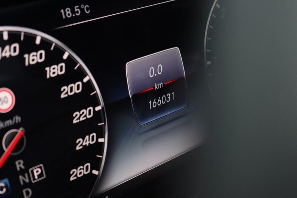 Mercedes-Benz CLS-Klasse 350 d 4MATIC Premium+ | Airmatic | Distronic+ | Schuifdak | Surround Camera | Burmester | Memory | Trekhaak |