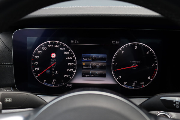Mercedes-Benz CLS-Klasse 350 d 4MATIC Premium+ | Airmatic | Distronic+ | Schuifdak | Surround Camera | Burmester | Memory | Trekhaak |