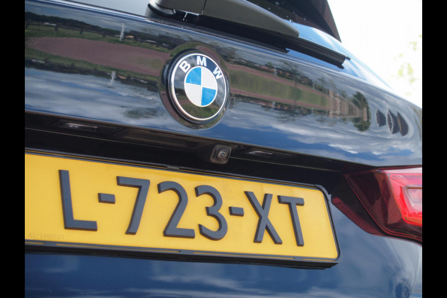 BMW iX3 Executive 80 kWh | Panoramadak | Camera | Apple Carplay | Cruise Control | Leer |