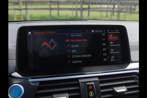 BMW iX3 Executive 80 kWh | Panoramadak | Camera | Apple Carplay | Cruise Control | Leer |