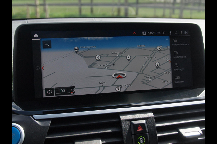 BMW iX3 Executive 80 kWh | Panoramadak | Camera | Apple Carplay | Cruise Control | Leer |