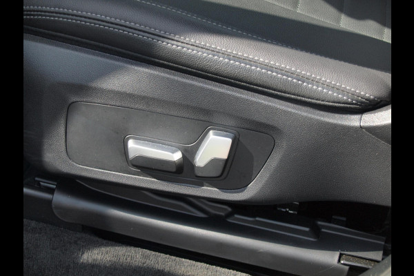 BMW iX3 Executive 80 kWh | Panoramadak | Camera | Apple Carplay | Cruise Control | Leer |