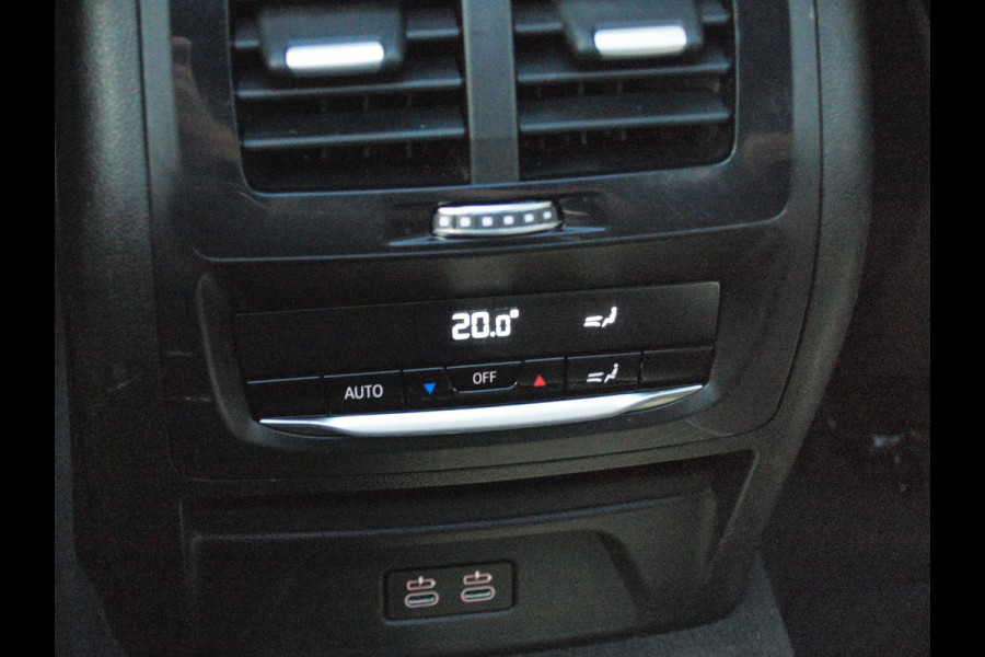 BMW iX3 Executive 80 kWh | Panoramadak | Camera | Apple Carplay | Cruise Control | Leer |