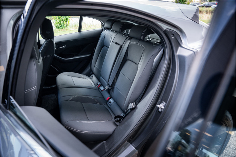 Jaguar I-PACE EV400 Business Edition S 90 kWh ** 360 camera ** 20inch Rijbereik tot 470km (WLTP)