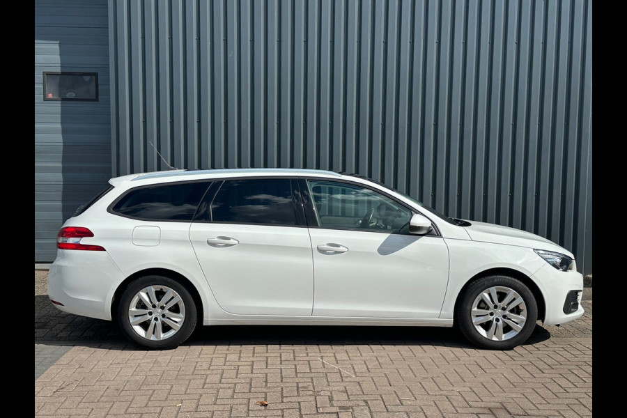 Peugeot 308 SW 1.2 PureTech Blue Lease Executive PANORAMADAK