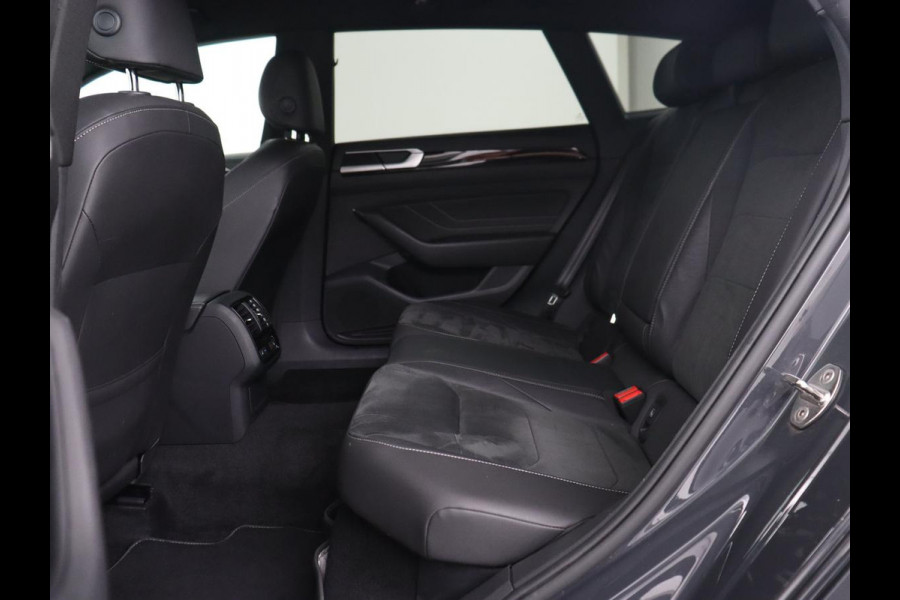 Volkswagen Arteon Shooting Brake 1.4 eHybrid R Line | Trekhaak | Leder/Alcantara | Massage | Camera | Adaptive cruise | Achterbankverwarming | Virtual Cockpit | Matrix LED | Carplay | Navigatie | PHEV | Plug In