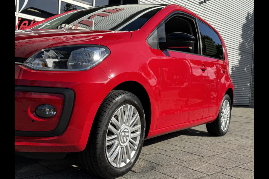 Volkswagen up! 1.0 BMT up! Beats - Airco I Sport velgen I PDC / LED I Comfort pakket I Dealer onderhouden