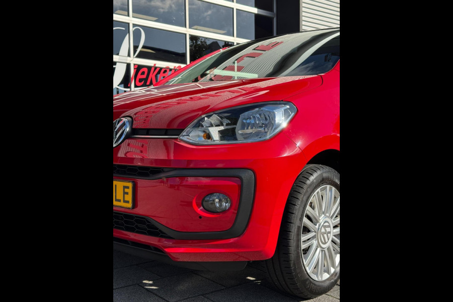 Volkswagen up! 1.0 BMT up! Beats - Airco I Sport velgen I PDC / LED I Comfort pakket I Dealer onderhouden
