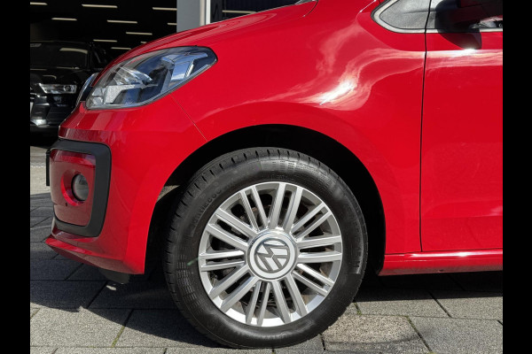 Volkswagen up! 1.0 BMT up! Beats - Airco I Sport velgen I PDC / LED I Comfort pakket I Dealer onderhouden