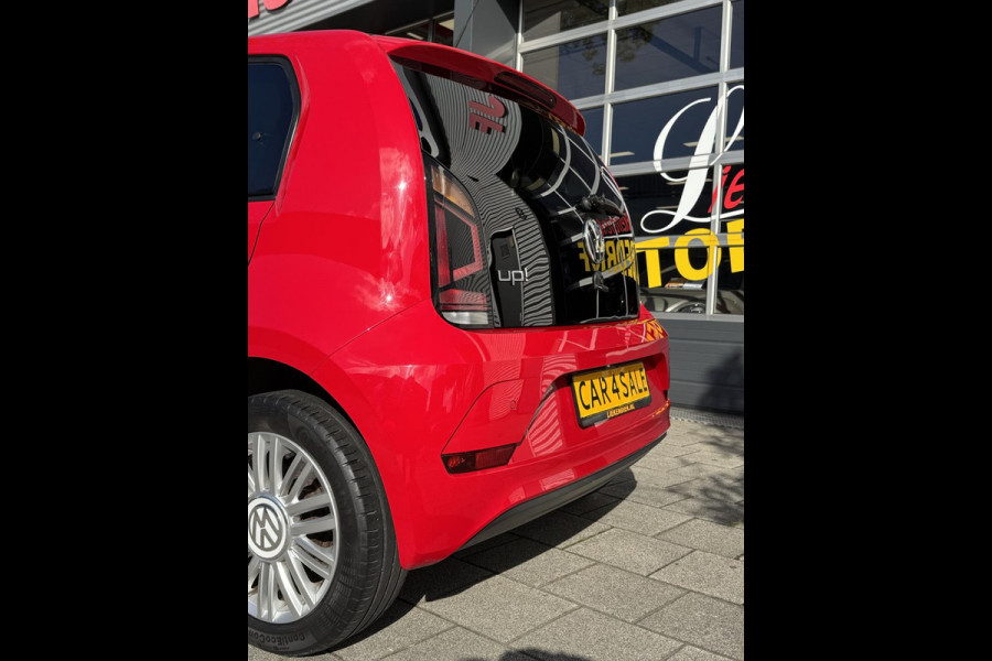 Volkswagen up! 1.0 BMT up! Beats - Airco I Sport velgen I PDC / LED I Comfort pakket I Dealer onderhouden