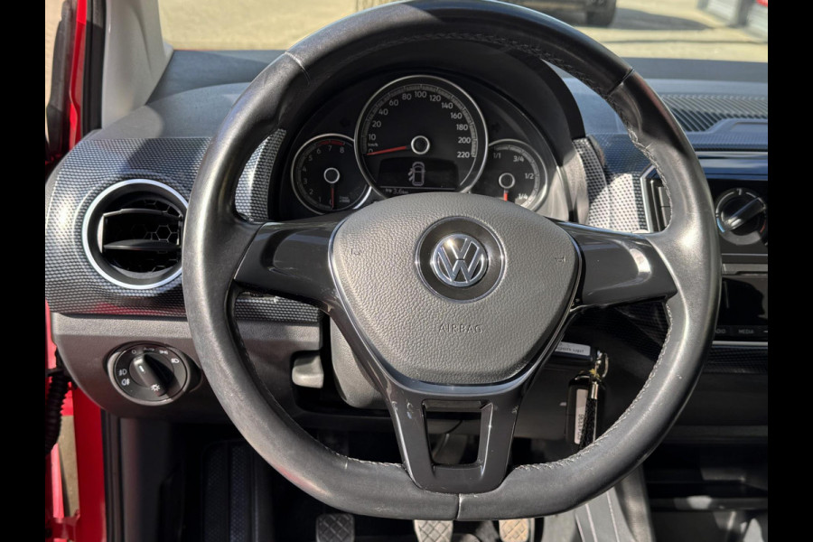 Volkswagen up! 1.0 BMT up! Beats - Airco I Sport velgen I PDC / LED I Comfort pakket I Dealer onderhouden