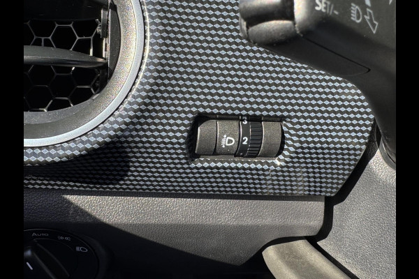 Volkswagen up! 1.0 BMT up! Beats - Airco I Sport velgen I PDC / LED I Comfort pakket I Dealer onderhouden