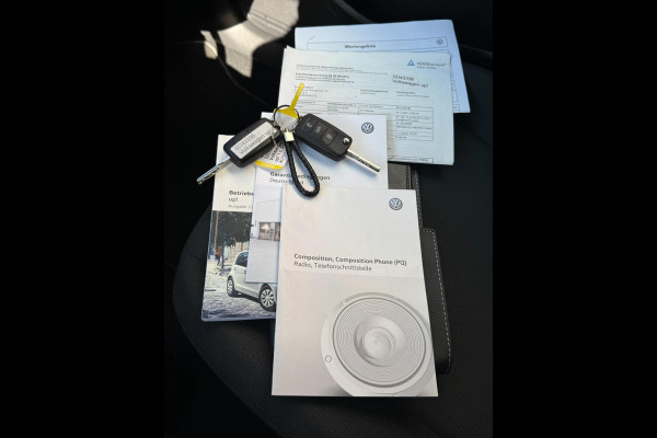 Volkswagen up! 1.0 BMT up! Beats - Airco I Sport velgen I PDC / LED I Comfort pakket I Dealer onderhouden