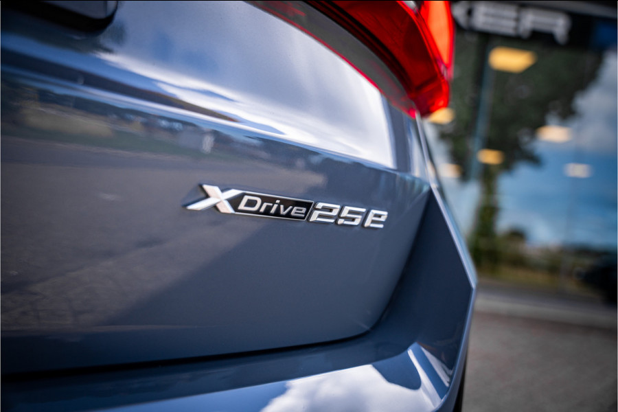 BMW X1 xDrive25e ** M Sport ** Leder ** 20inch ** Camera **