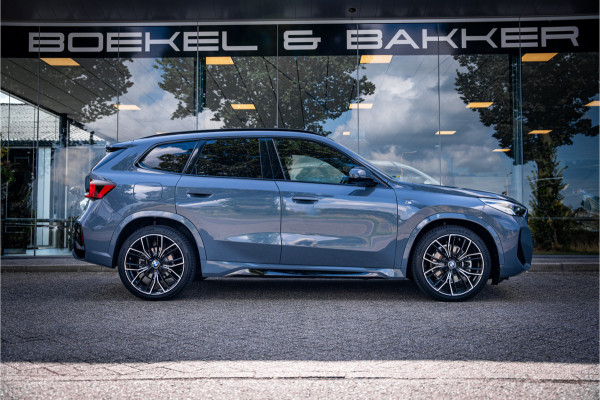BMW X1 xDrive25e ** M Sport ** Leder ** 20inch ** Camera **
