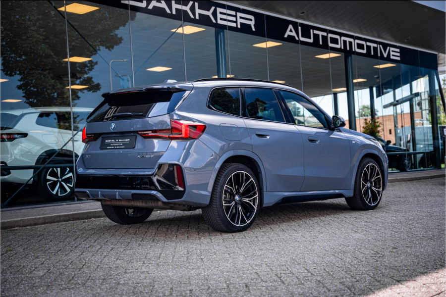 BMW X1 xDrive25e ** M Sport ** Leder ** 20inch ** Camera **
