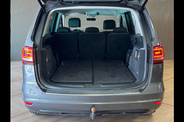 Volkswagen Sharan 2.0 TDI 4MOTION Exclusive Series 7P 7Persoons TREKHAAK AUT. AUT SCHUIFDEUREN ADAPTIEVE CRUISE CONTROL