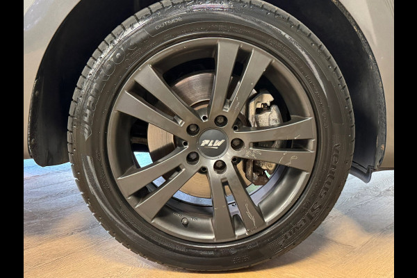 Volkswagen Sharan 2.0 TDI 4MOTION Exclusive Series 7P 7Persoons TREKHAAK AUT. AUT SCHUIFDEUREN ADAPTIEVE CRUISE CONTROL