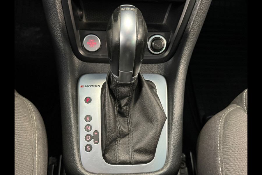 Volkswagen Sharan 2.0 TDI 4MOTION Exclusive Series 7P 7Persoons TREKHAAK AUT. AUT SCHUIFDEUREN ADAPTIEVE CRUISE CONTROL