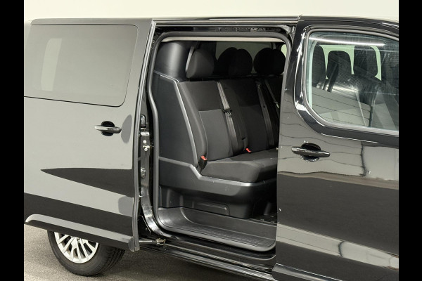 Peugeot Expert 2.0 BlueHDI 180PK Dubbele Cabine Automaat Navigatie Trekhaak Parkeersensoren Apple Carplay Cruise control Airco