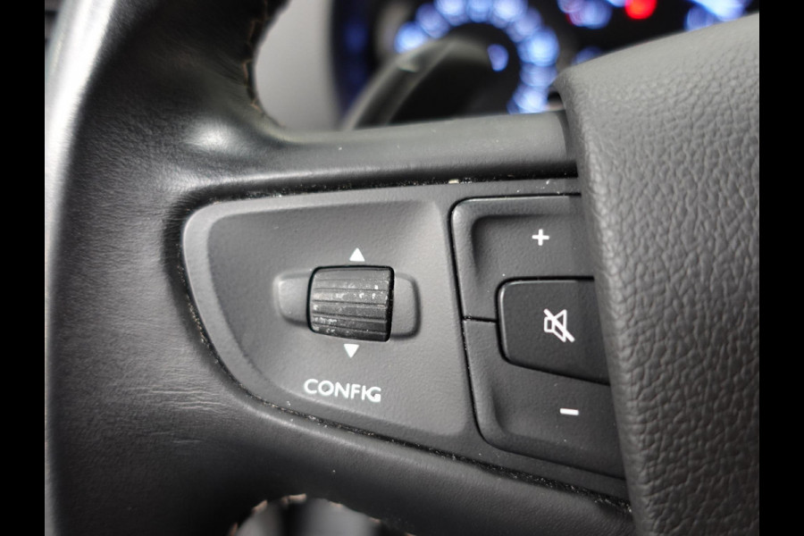 Peugeot Expert 2.0 BlueHDI 180PK Dubbele Cabine Automaat Navigatie Trekhaak Parkeersensoren Apple Carplay Cruise control Airco