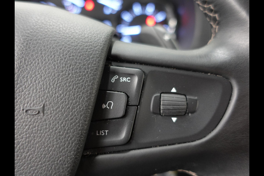 Peugeot Expert 2.0 BlueHDI 180PK Dubbele Cabine Automaat Navigatie Trekhaak Parkeersensoren Apple Carplay Cruise control Airco