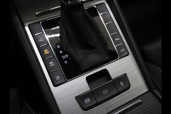 Škoda Superb Combi 1.4 TSI iV 218PK | Trekhaak | Camera | Keyless | Adaptive Cruise | BLIS | DAB | Carplay
