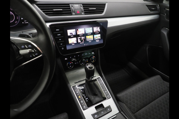 Škoda Superb Combi 1.4 TSI iV 218PK | Trekhaak | Camera | Keyless | Adaptive Cruise | BLIS | DAB | Carplay