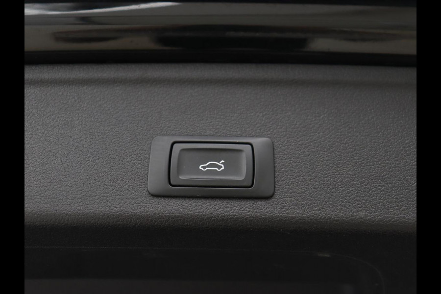 Audi A4 2.0 TFSI Sport S line Edition | Panoramadak | Stoelverwarming | Virtual Cockpit | Sportstoelen | Full LED | Navigatie | Parkeerhulp | Climate control