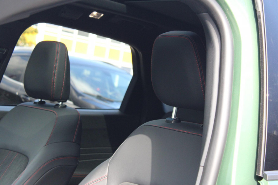 Ford Kuga 2.5 FHEV ST-Line X |190pk | Driver Assistance Pack | Panoramadak | Technology Pack | Geen Stekker nodig | All Season banden