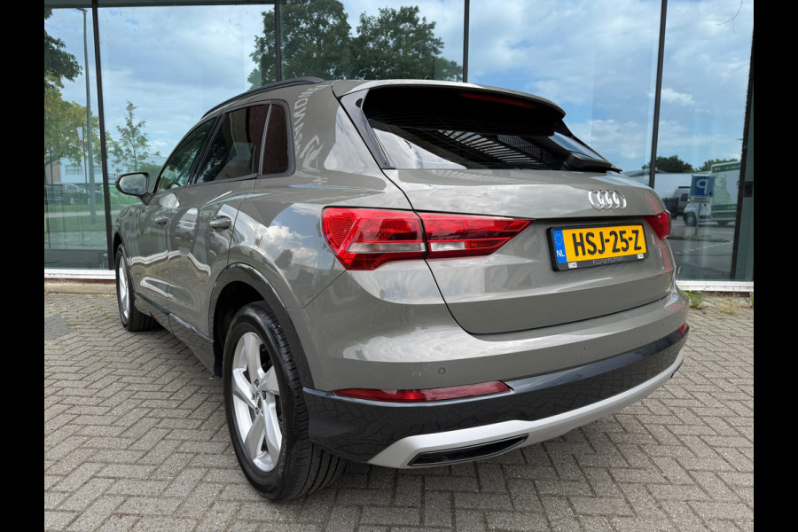 Audi Q3 35 TFSI S edition - Automaat - Pano/schuifdak - Leder - Winterpakket